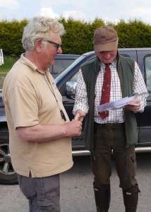 Mike Pilling receiving his certificate  